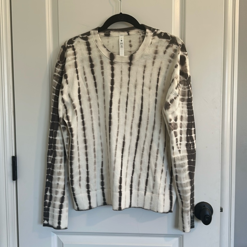 Lululemon Tie-Dye sweater Sz 6 cream & brown